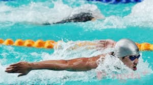 Young Vietnamese swimmers succeed in US