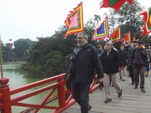 Tourists to Hanoi increase during Tet