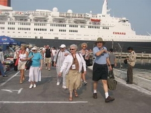 Seven international cruises to dock in central Vietnam