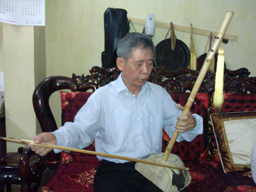 Vua đàn nguyệt và những mốc son cuộc đời