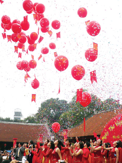 Asia Pacific Poetry Festival opens