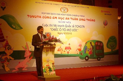 Chương trình TSEP trao tặng hơn 7,5 triệu cuốn sách giáo dục ATGT cho học sinh tiểu học