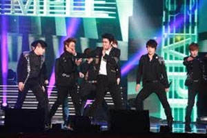 越韩友谊演唱会在河内举行