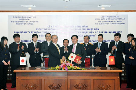 Japan funds 33 million USD to modernize Vietnam customs