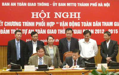 Vận động toàn dân tham gia bảo đảm trật tự an toàn giao thông