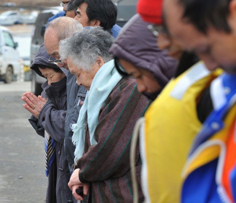Japon hommage aux victimes du tsunami du 11 mars 2011