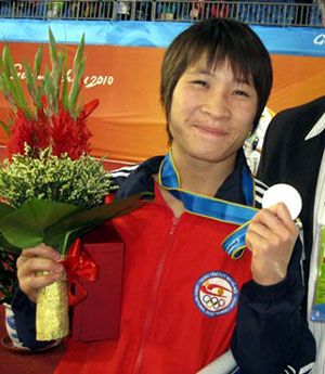 阮氏绸、阮氏映员获得2012年伦敦奥运会“入场券”