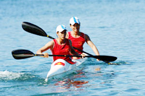 Hanoi tops national rowing tourney