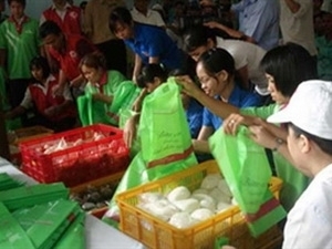 越南胡志明市举行第五次废品回收日