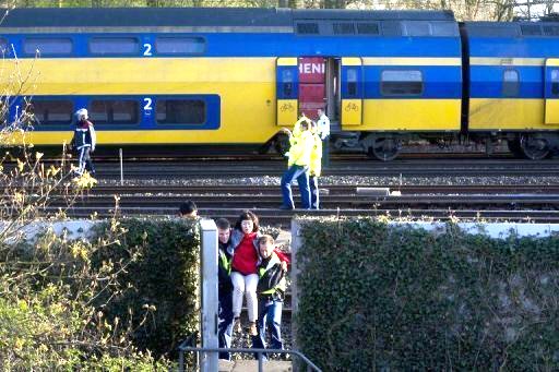 Une soixantaine de blessés dans une collision entre deux trains à Amsterdam