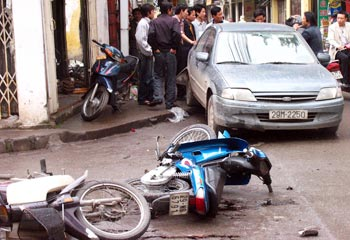 Số người chết do tai nạn giao thông giảm nhưng vẫn ở mức cao