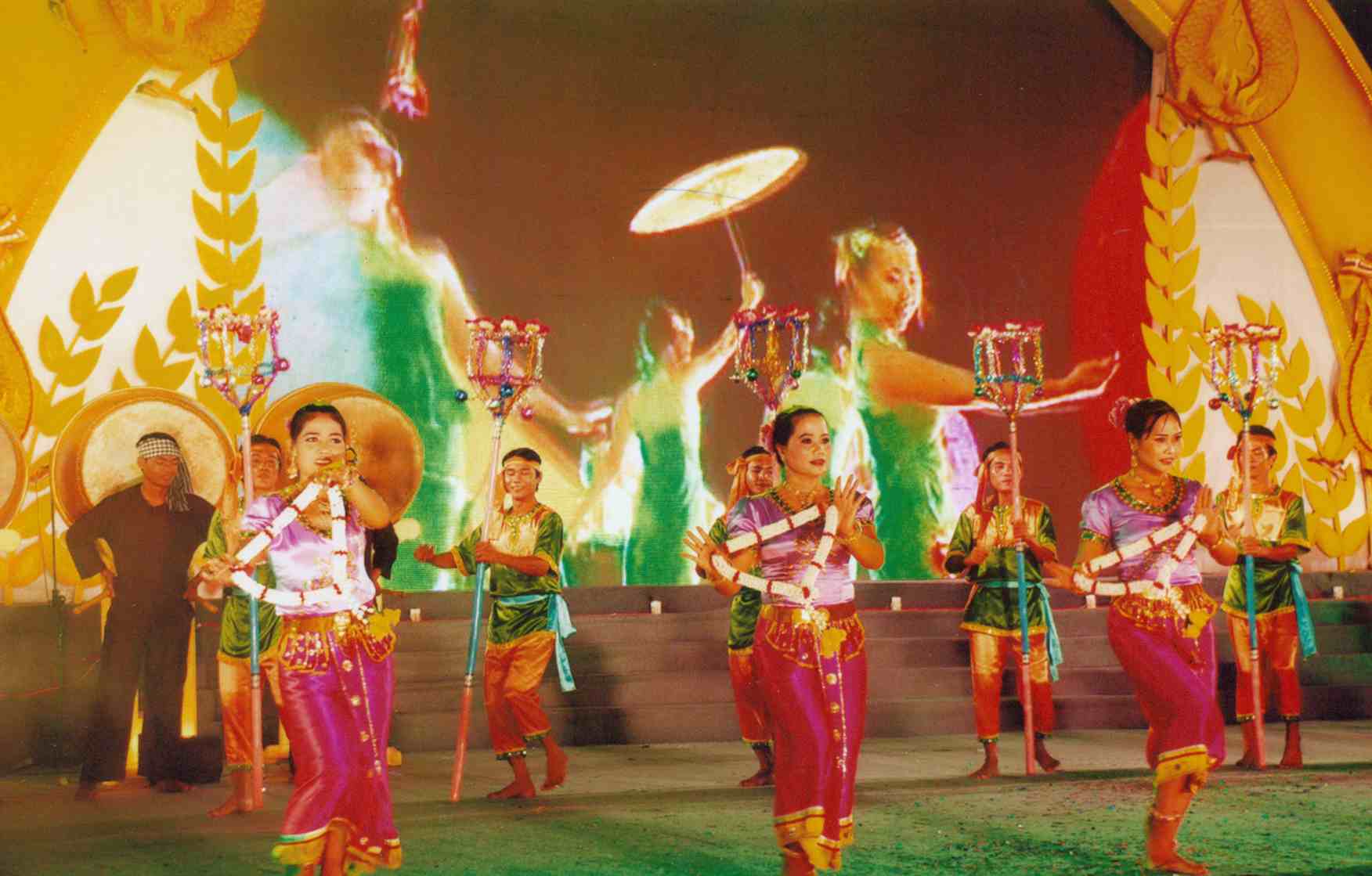 Bạc Liêu Chỉ đạo tổ chức hoạt động mừng Tết cổ truyền Chôl-chnăm-thmây của đồng bào dân tộc Khmer