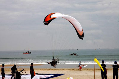 2012年岘港滑翔伞比赛即将开赛