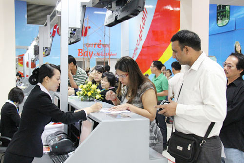 Flying from Hanoi to Da Nang with Vietjet Air