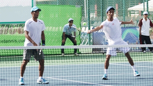 Chi Khuong-Thanh Hoang become national tennis champions