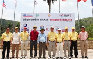 Charity Golf Tournament opens in Hoa Binh