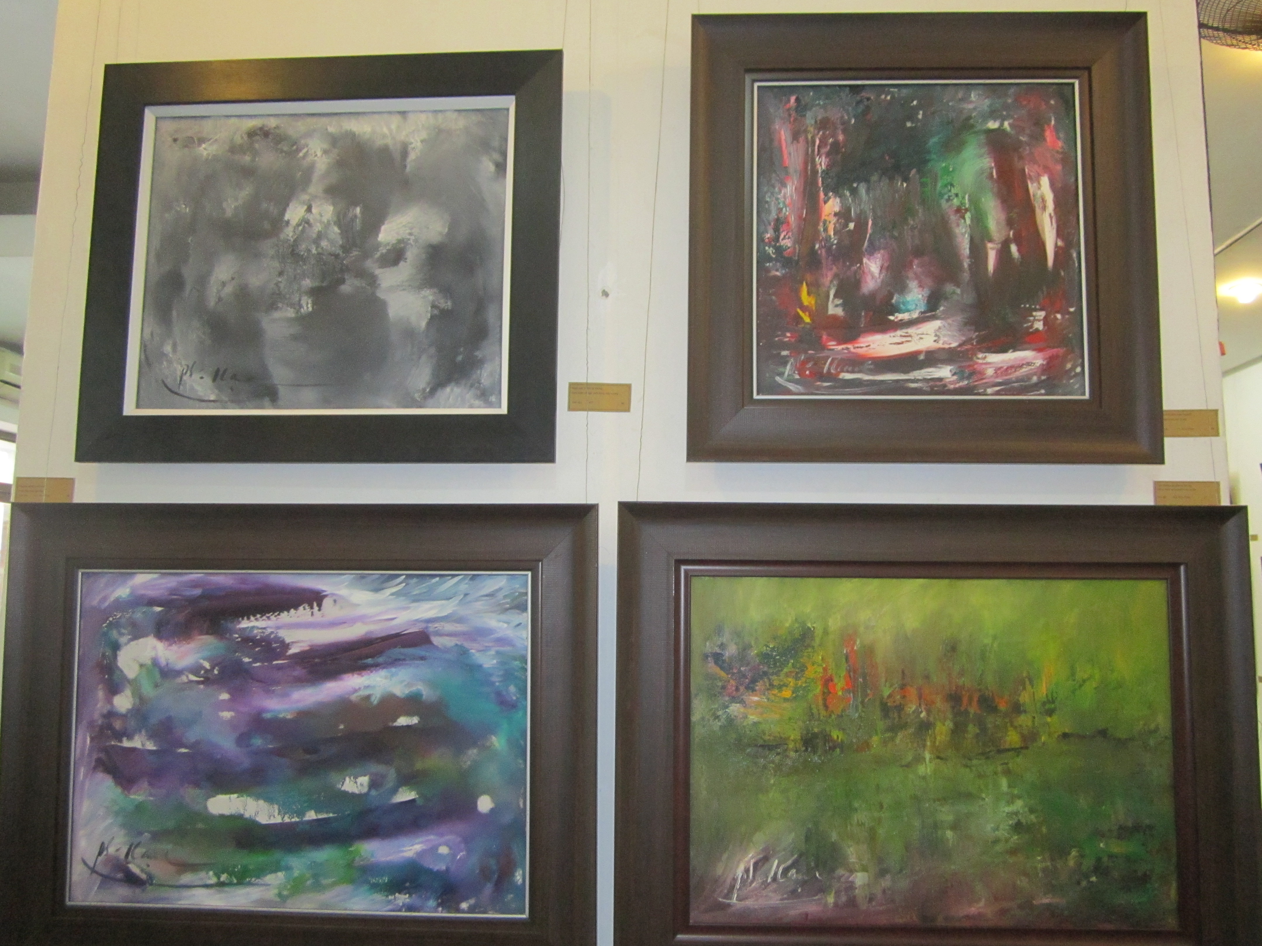Painting exhibition “Sparkling Colours of Life and Religion”