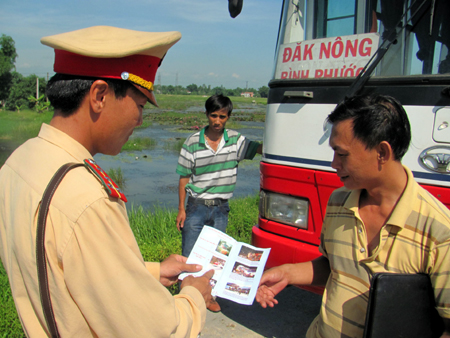 Tai nạn giao thông đường bộ vẫn diễn biến phức tạp