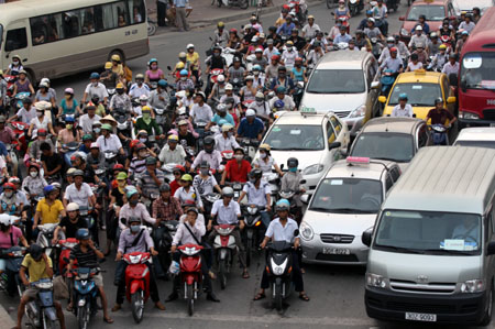 TP Hồ Chí Minh cần thực hiện các giải pháp đồng bộ hạn chế tai nạn giao thông