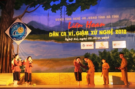 Bế mạc Liên hoan dân ca ví, giặm xứ Nghệ 2012