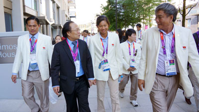 文化体育和旅游部长黄俊英将参加2012年伦敦奥运会开幕式