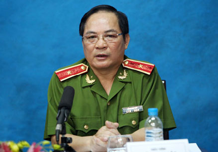 Giải pháp nào để ngăn chặn Cảnh sát giao thông nhận mãi lộ