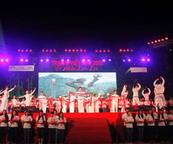 Bế mạc Trại hè 2012 dành cho thanh thiếu niên Việt Nam ở nước ngoài