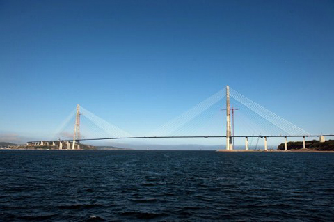 Russie inauguration du pont à haubans le plus long au monde