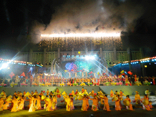 Quang Tri clôture du Festival Pont transasiatique