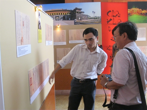 Exposition sur les documents administratifs de la dynastie des Nguyên