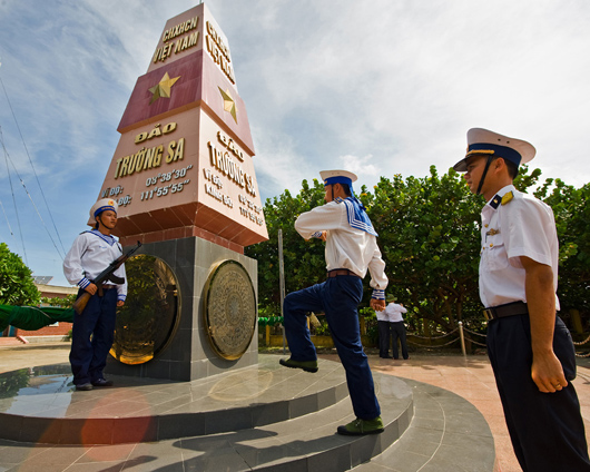 Những khoảnh khắc sống động từ Trường Sa
