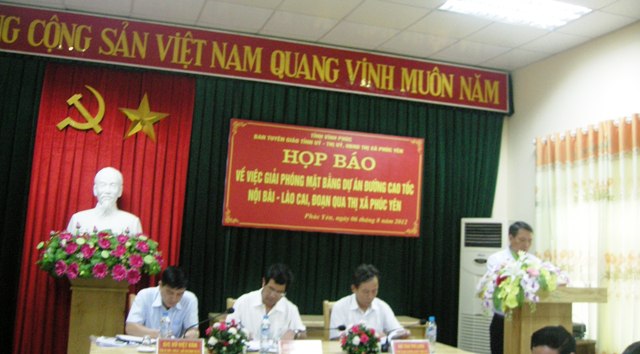 Họp báo về giải phóng mặt bằng Dự án đường cao tốc Nội Bài – Lào Cai