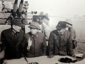 Quang Binh exposition de photos “Le Général Vo Nguyen Giap”