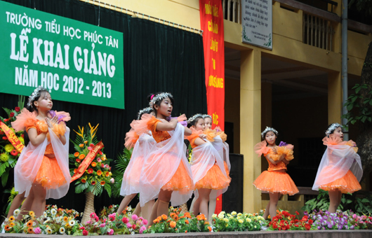 Hà Nội Rộn rã ngày hội khai trường