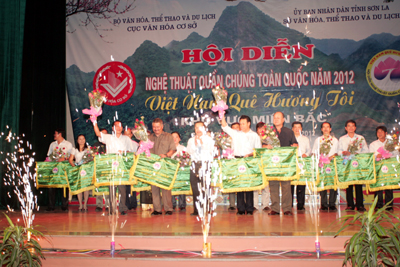 Bế mạc Hội diễn nghệ thuật quần chúng toàn quốc khu vực miền Bắc năm 2012