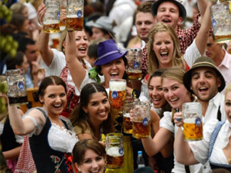 Bientôt la Fête de la bière allemande à Hanoï