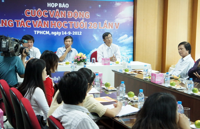 Phát động Cuộc thi Văn học Tuổi Hai mươi lần V