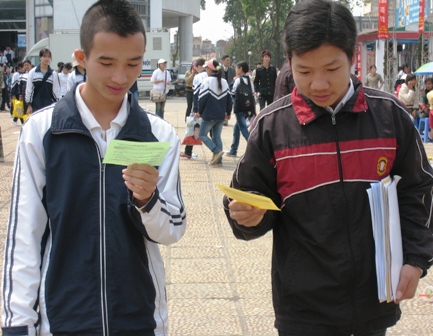 Vĩnh Phúc Nhìn lại từ kết quả tích cực của năm học 2011-2012