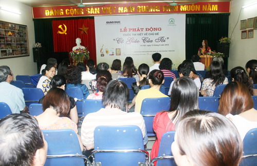 Phát động Cuộc thi viết với chủ đề “Cô giáo của tôi”