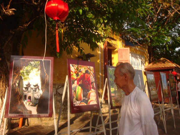 Khai mạc triển lãm ảnh nghệ thuật “Ấn tượng Ninh Bình”
