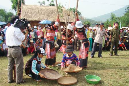 日本帮助越南嘉莱省芒杨县巴拿族脱贫致富