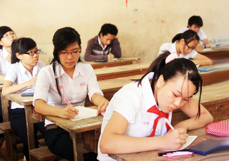 Vì sao người dân không mặn mà với Bảo hiểm xã hội tự nguyện và Bảo hiểm y tế học sinh