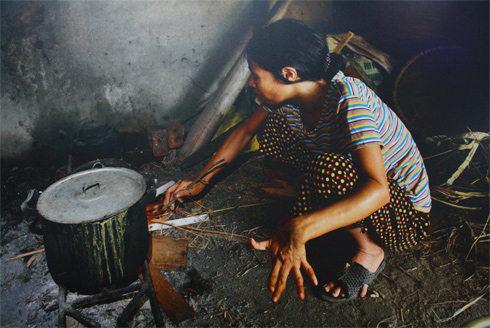 Triển lãm ảnh về phụ nữ khuyết tật đơn thân