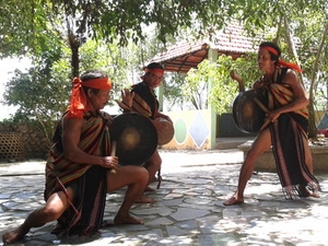 Preserving traditional culture values of Cor ethnic group