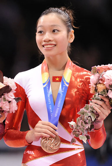 潘氏河清荣获“2012年越南体坛最具代表性运动员”称号