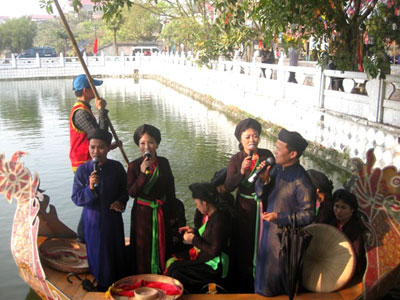 投资近90亿越盾以保存北宁古老官贺艺术类型