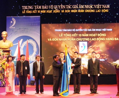 10 năm đồng hành cùng tác giả âm nhạc Việt Nam