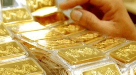 Gold price falls by VND500,000 tael