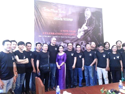 Live show Trần Mạnh Tuấn  Sài Gòn Bigband
