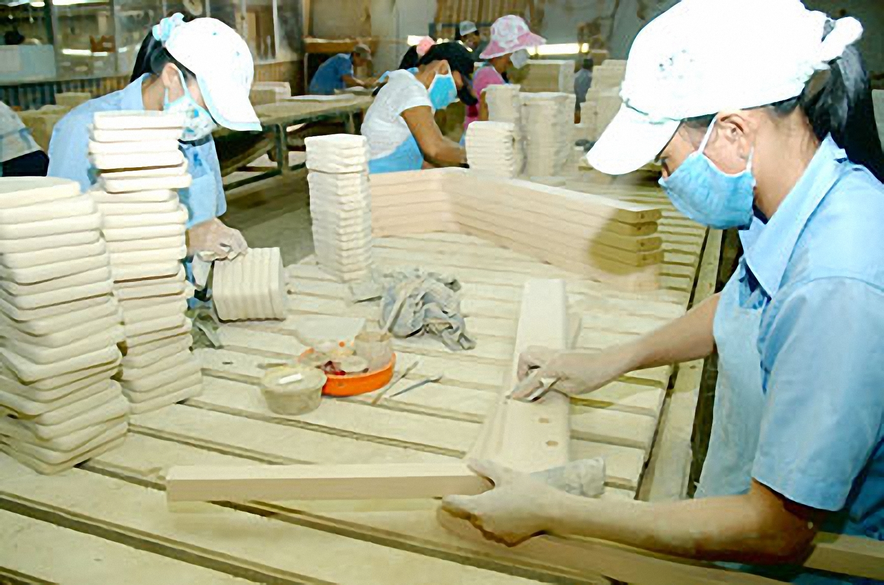 Supplemental EUR500,000 to develop small and medium-sized business group